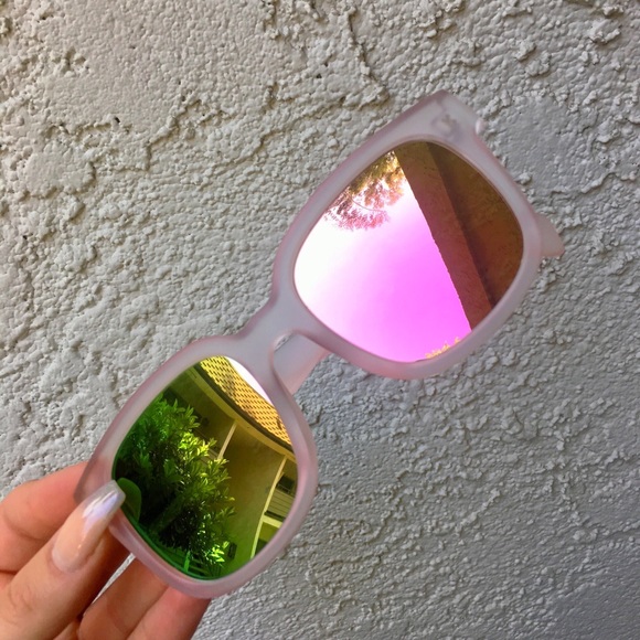 "Summers" 🌈 - Picture 5 of 7